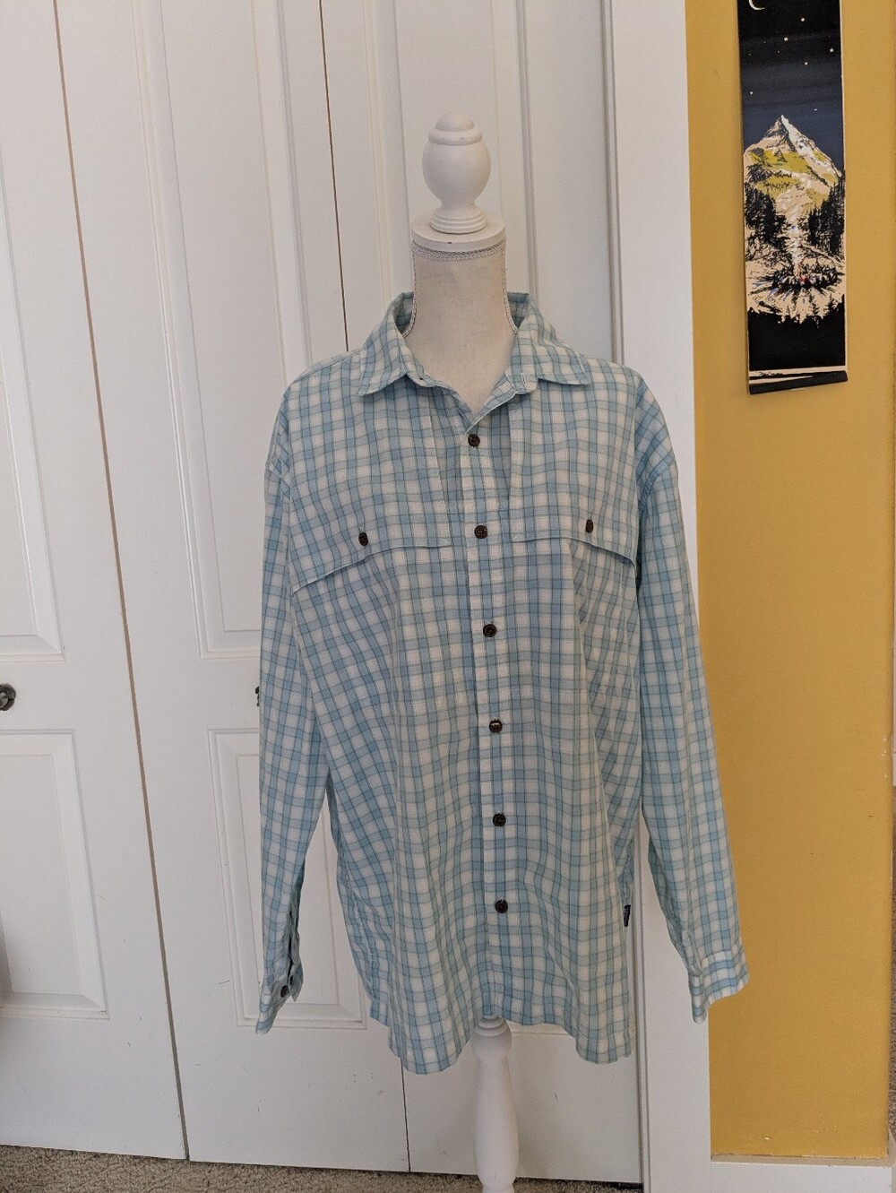 Patagonia Light Blue Plaid Button-Up Shirt Mens Large